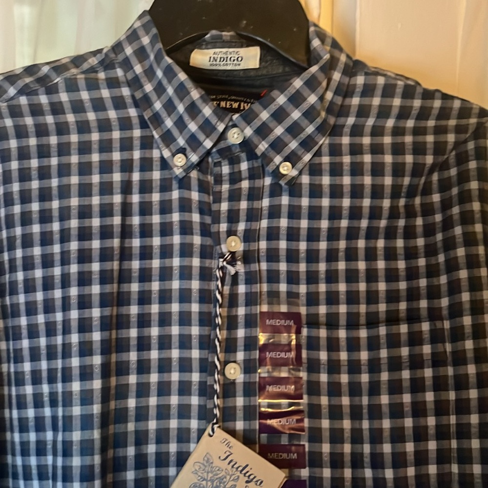 The New Ivy Brand Tonal Blue Check Shirt Men’s Medium P2P 22.5” X 30.5” To Hem
